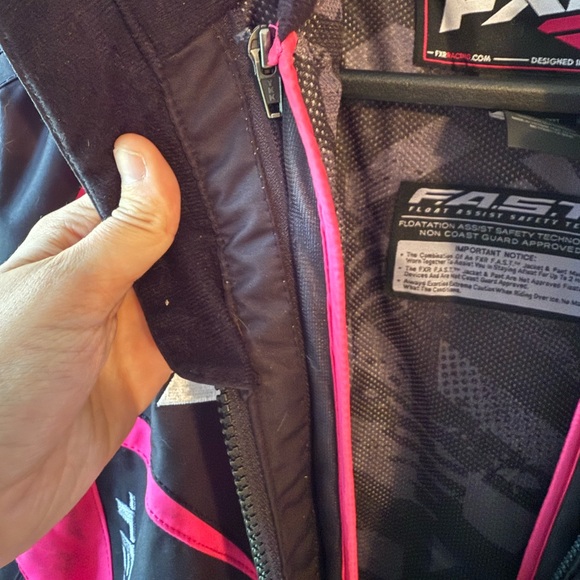 FVR Women's Ski Jacket - Black and Pink - Picture 5 of 7